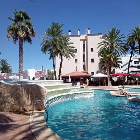 Parchis Con Piscina شقة دينايا