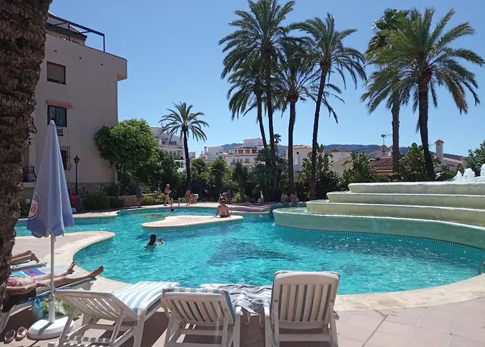 Parchis Con Piscina Apartamento