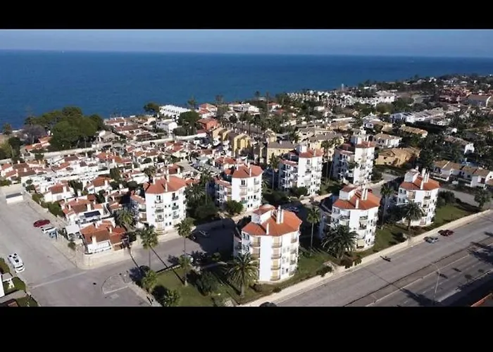 Parchis Con Piscina Apartamento